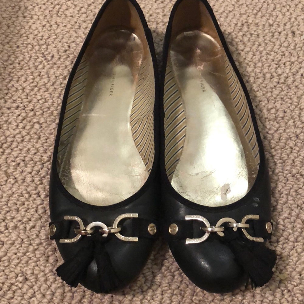Tommy Hilfiger tasseled ballet flats